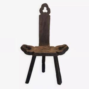 Chaise tripode