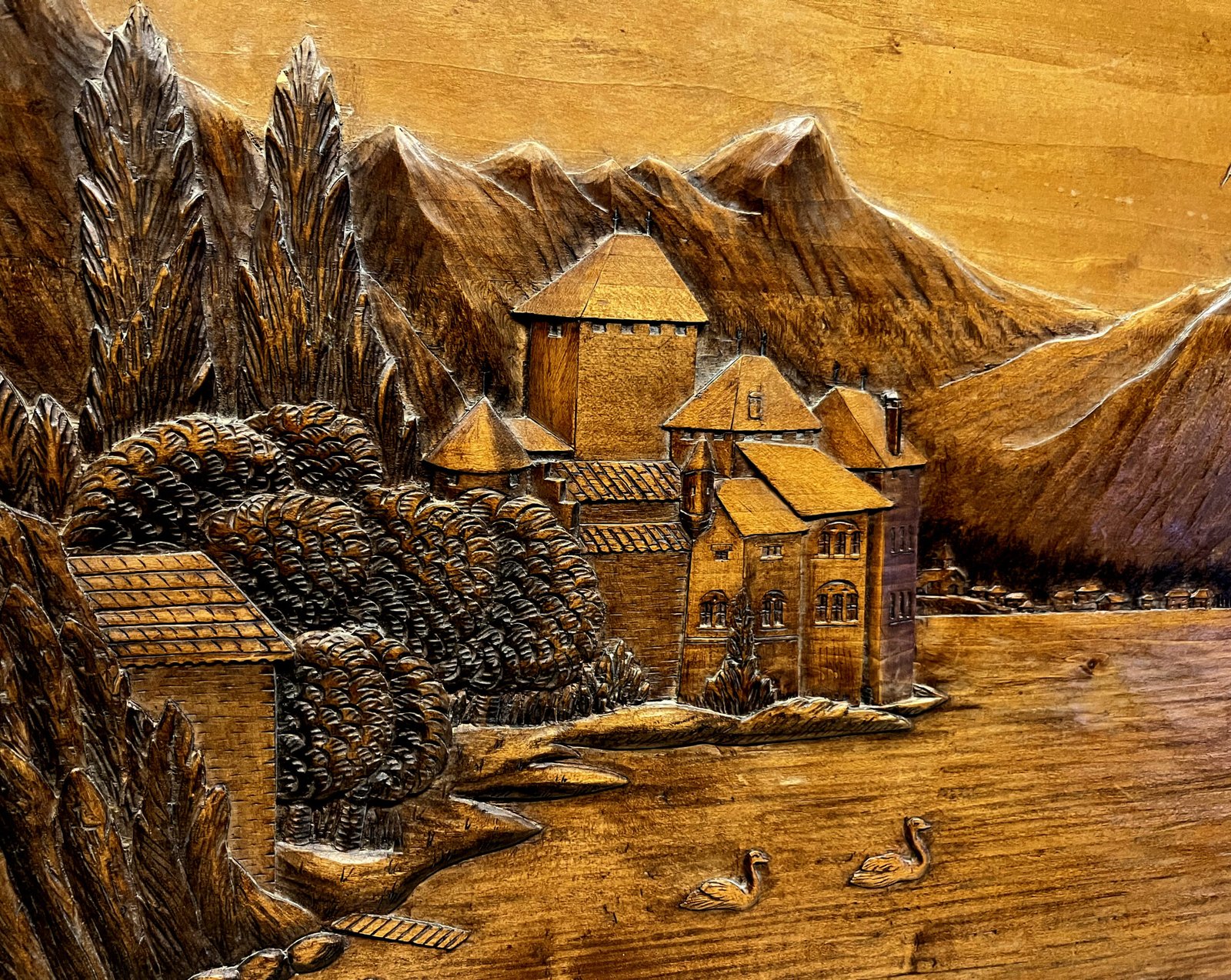 Tableau sculpté le lac Léman et le Château de Chillon – Image 2